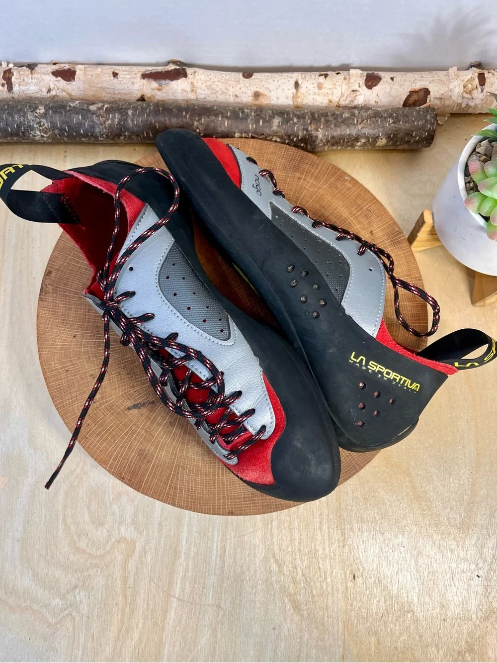La Sportiva Nago Climbing Shoe made in Italy size 43.5/10.5